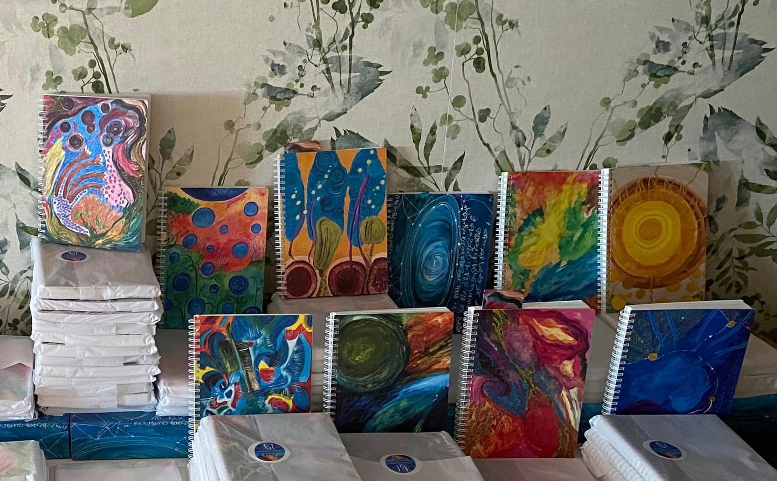 Colección de libretas Universos por Escribir