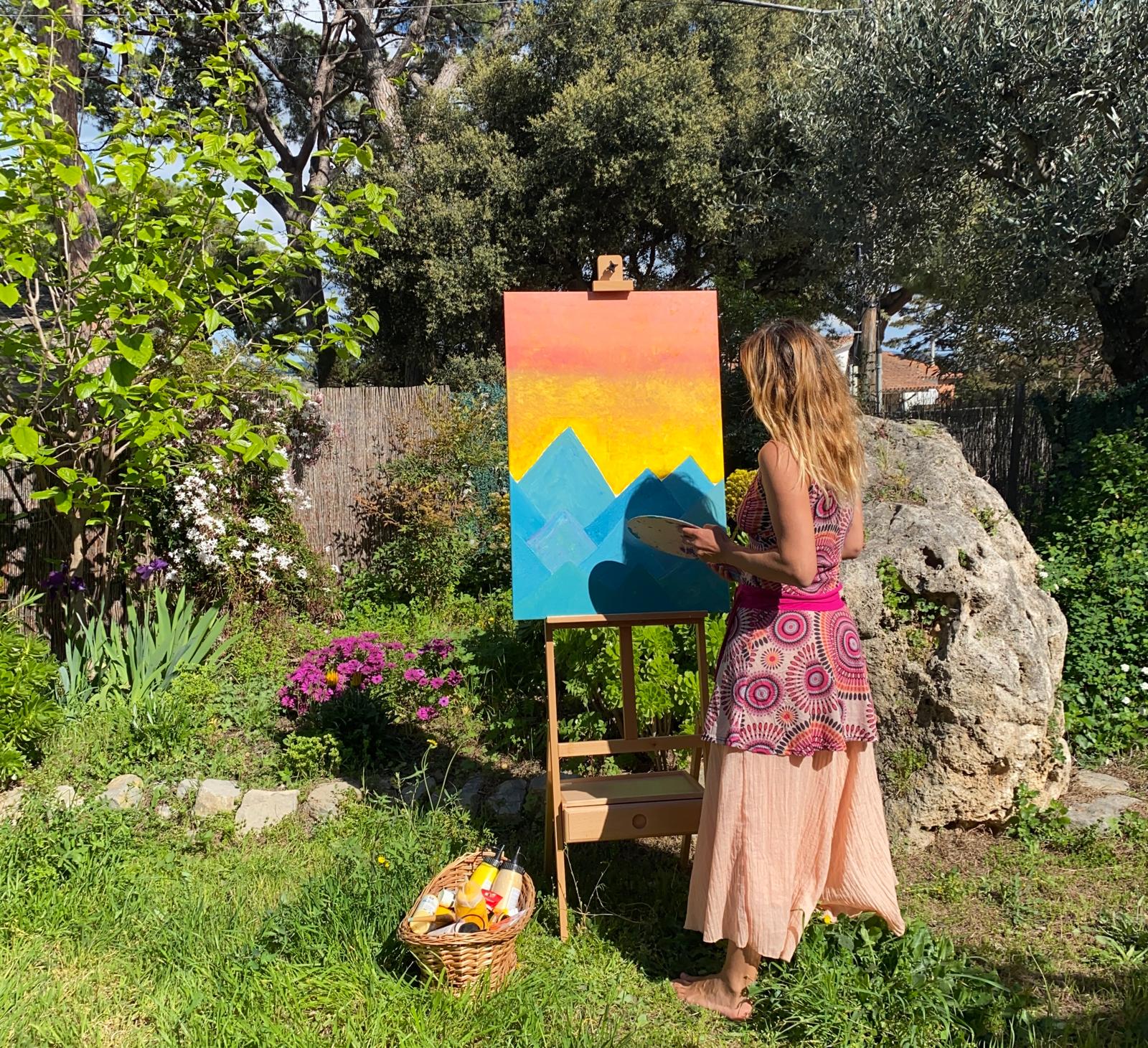 Alicia pintando al aire libre